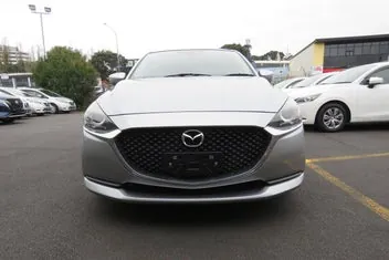 Mazda 2 2020 photo 3