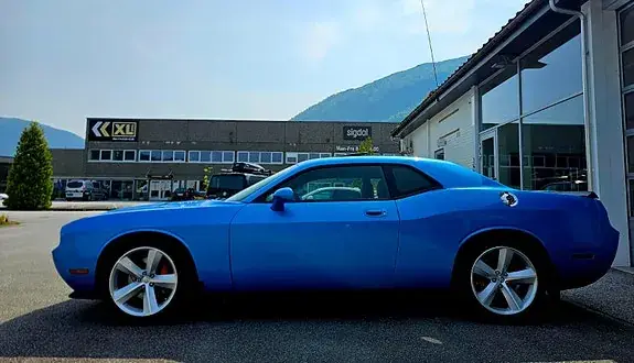 Dodge Challenger 2010 photo 2