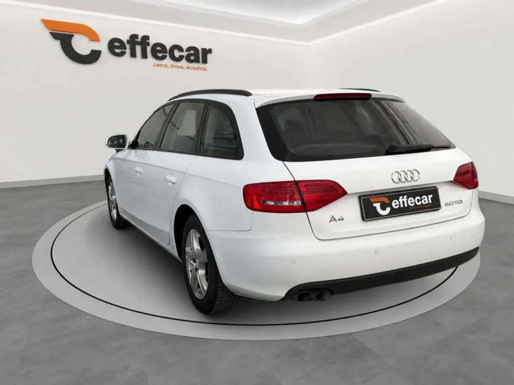 Audi A4 Avant 2009 photo 4