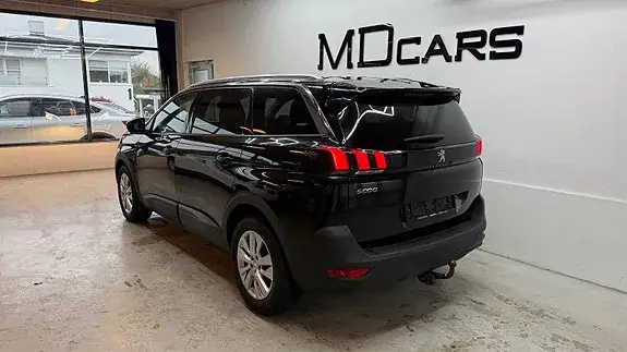 Peugeot 5008 2018 photo 5