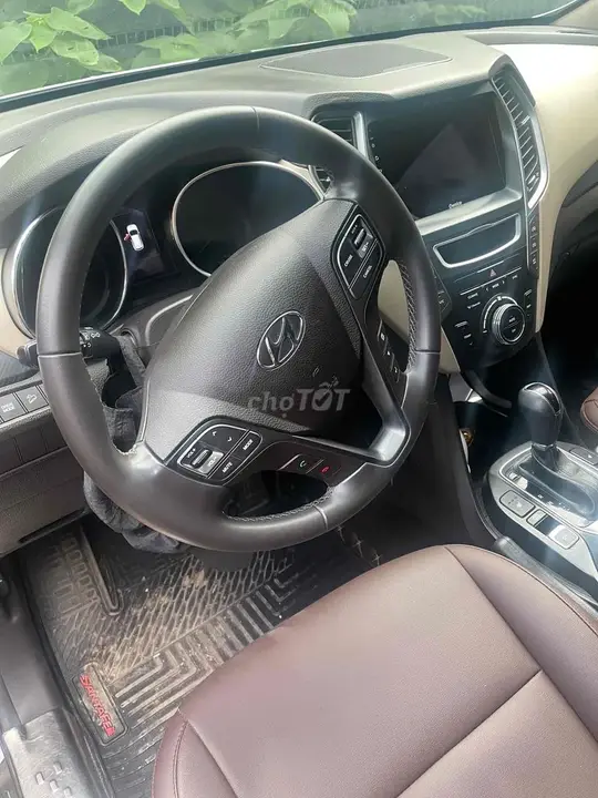 Hyundai Santa Fe photo 4