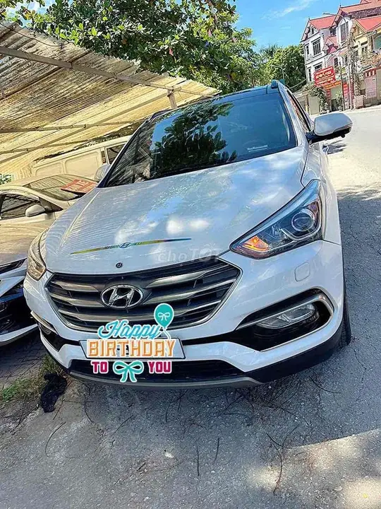 Hyundai Santa Fe photo 2