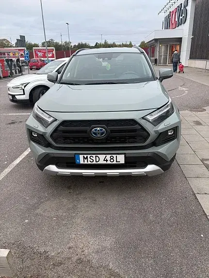 Toyota Rav4 2022 photo 2