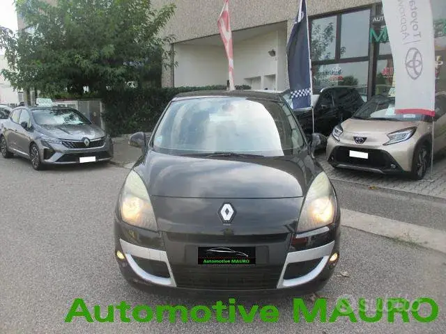 Renault Scenic 2010 photo 2