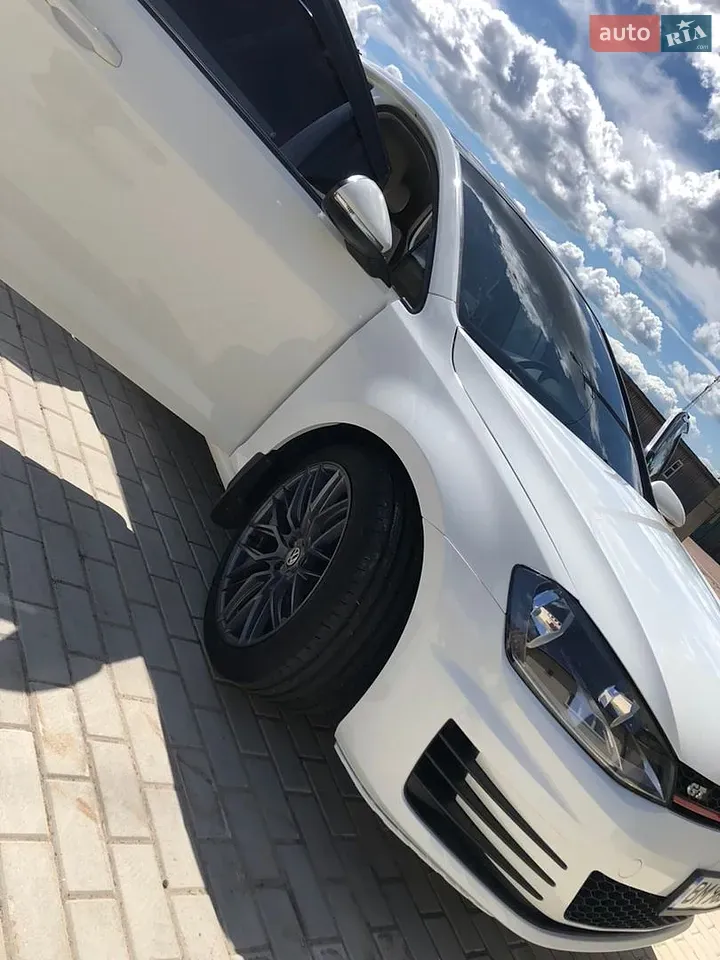 Volkswagen Golf 2016 photo 2