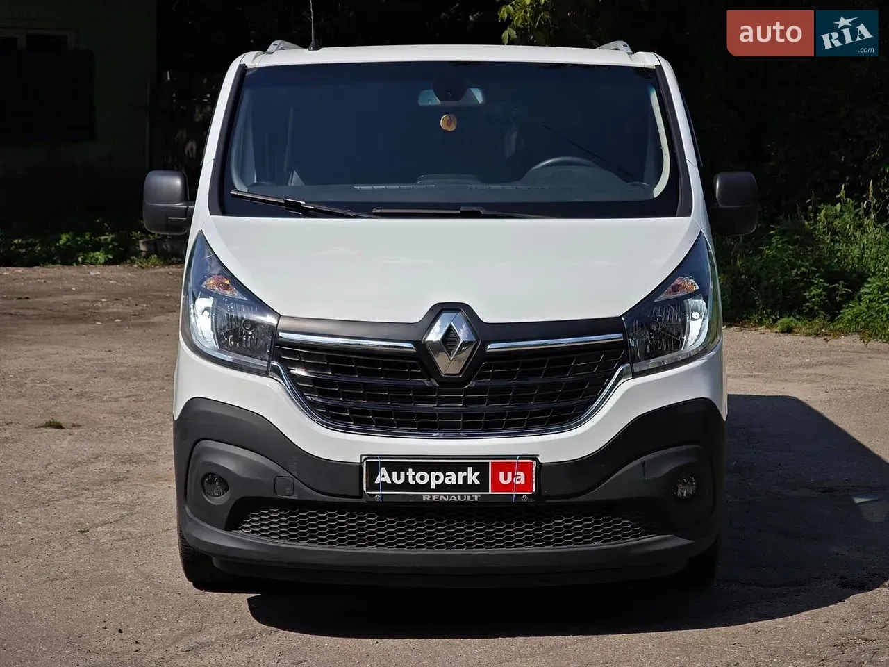 Renault Trafic 2021 photo 2