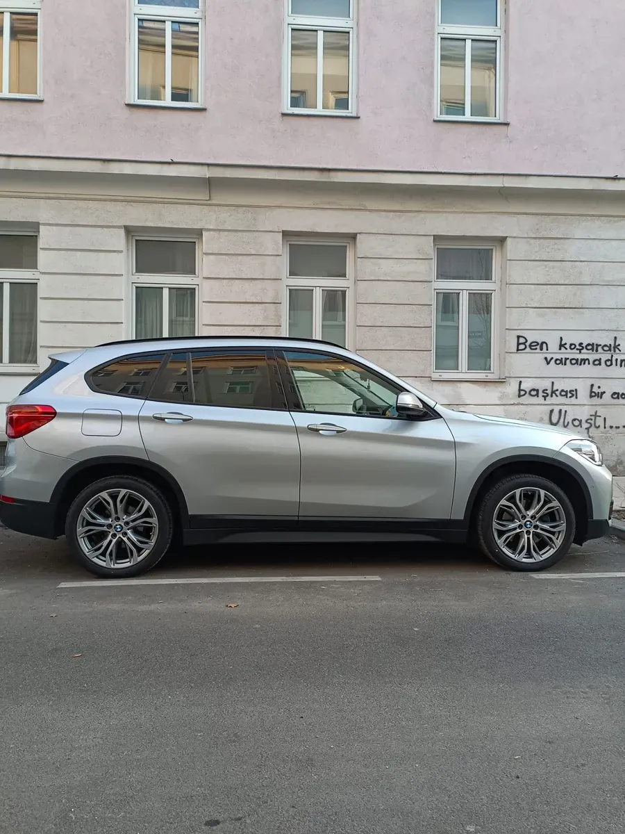 BMW X1 2019 photo 3