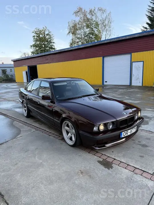 BMW 530