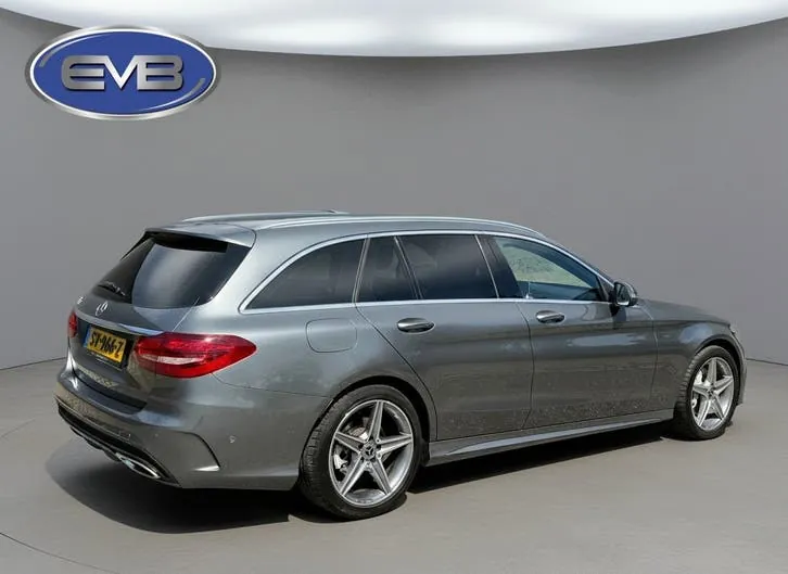 Mercedes-Benz C-Class 2018 photo 3