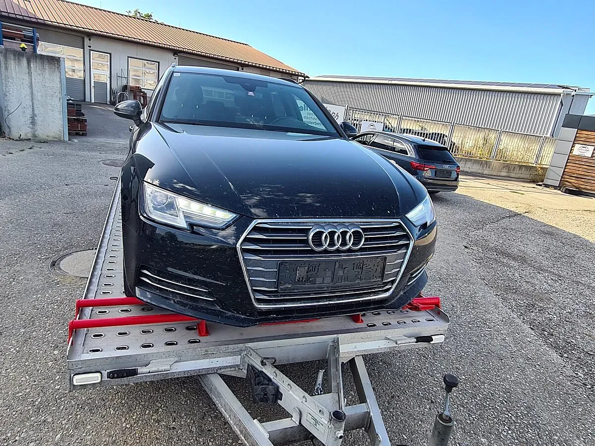 Audi A4 2017 photo 2