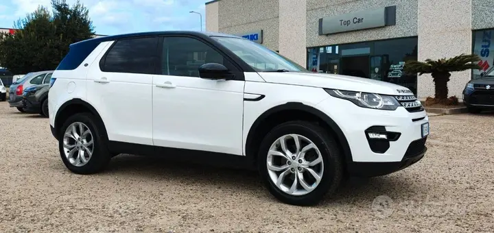 Land Rover Discovery Sport 2017 photo 3