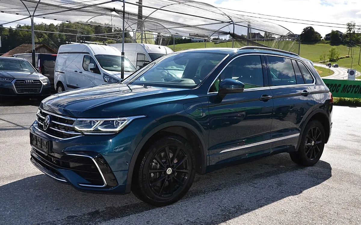 Volkswagen Tiguan 2023 photo 2