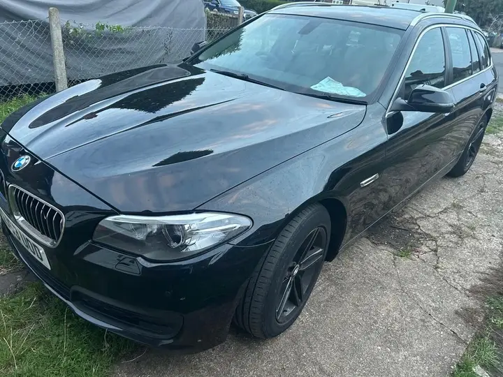 BMW 5 Series 2013 photo 2