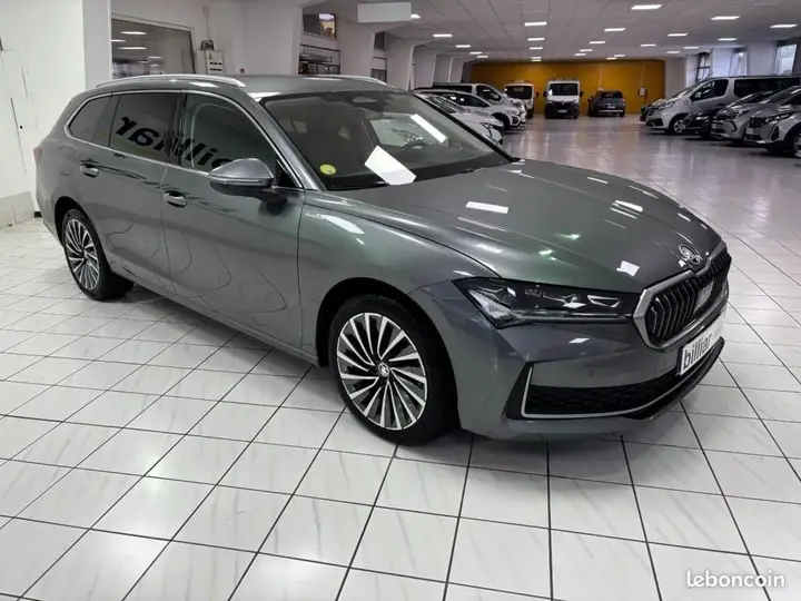 Skoda Superb 2024 photo 4