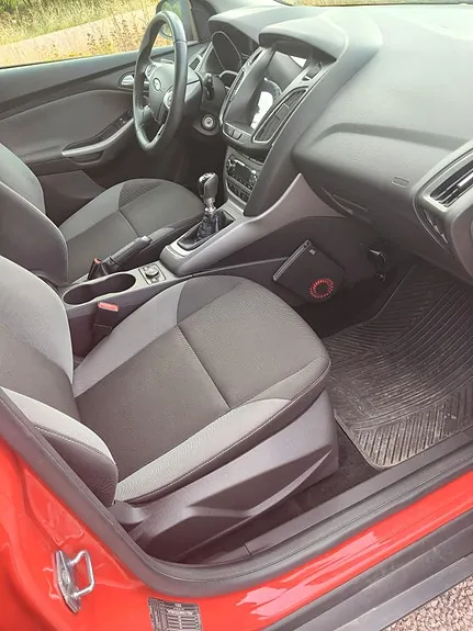 Ford Focus 2012 photo 3