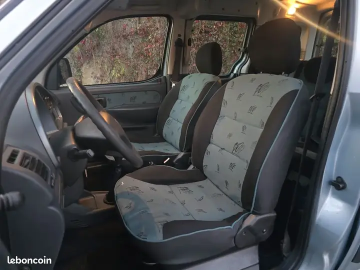 Peugeot Partner 2002 photo 3