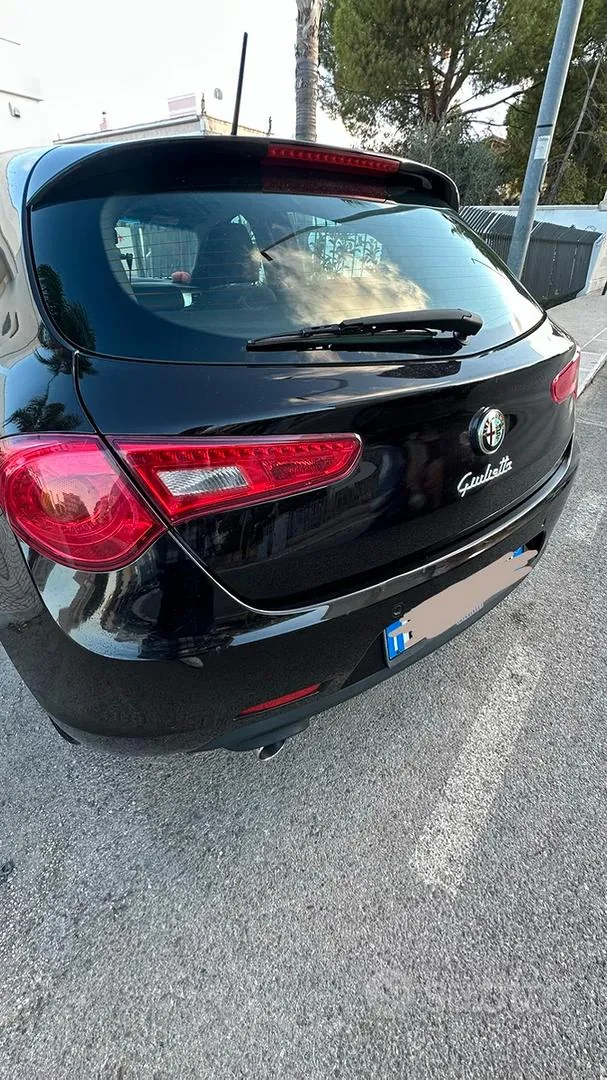 Alfa Romeo Giulietta 2013 photo 4