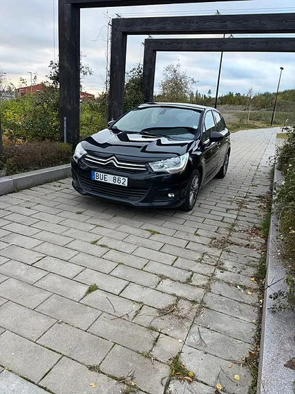 Citroen C4 2012 photo 4
