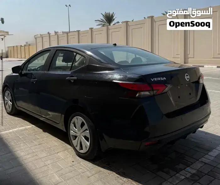Nissan Versa 2020 photo 3