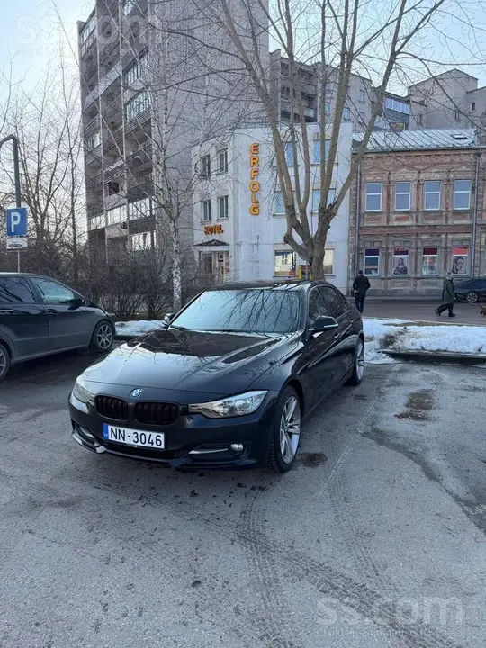 BMW 320D 2012 photo 2