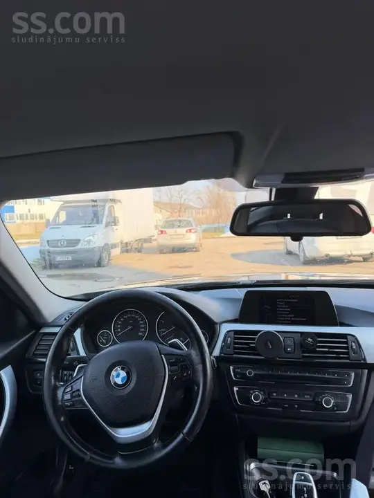 BMW 320D 2012 photo 5