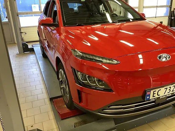 Hyundai Kona 2021 photo 2