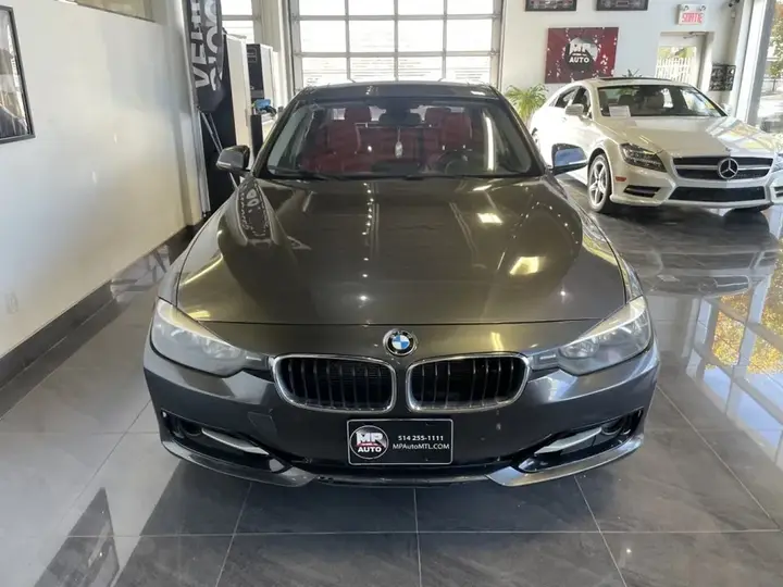 BMW 3 Series 2014 photo 2