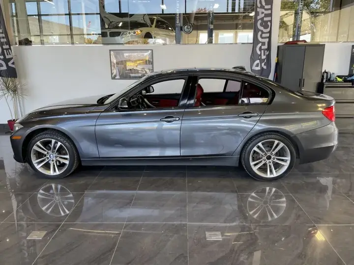 BMW 3 Series 2014 photo 3