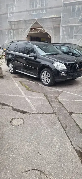 Mercedes-Benz Gl-Class