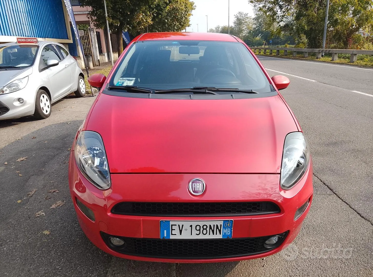 Fiat Punto 2014 photo 2