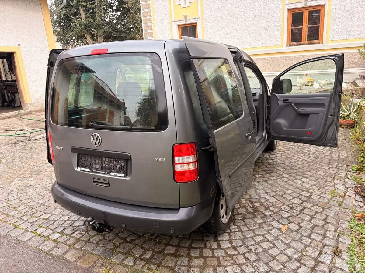 Volkswagen Caddy 2012 photo 3