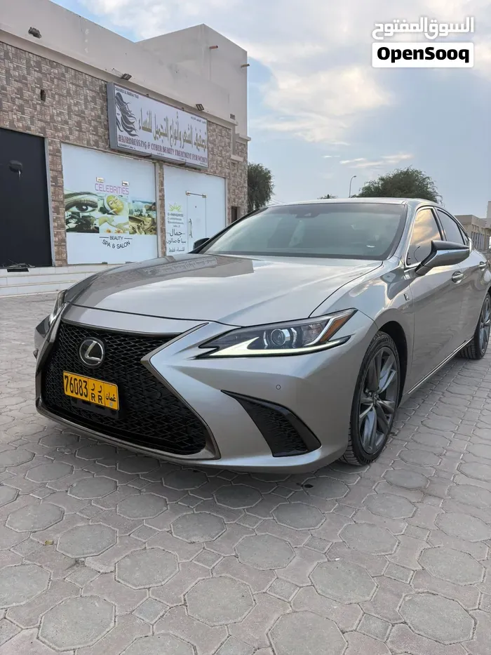 Lexus Es 350 2020 photo 2