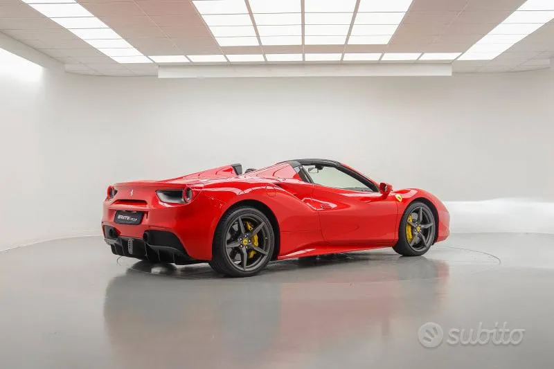 Ferrari 488 Spider 2018 photo 3