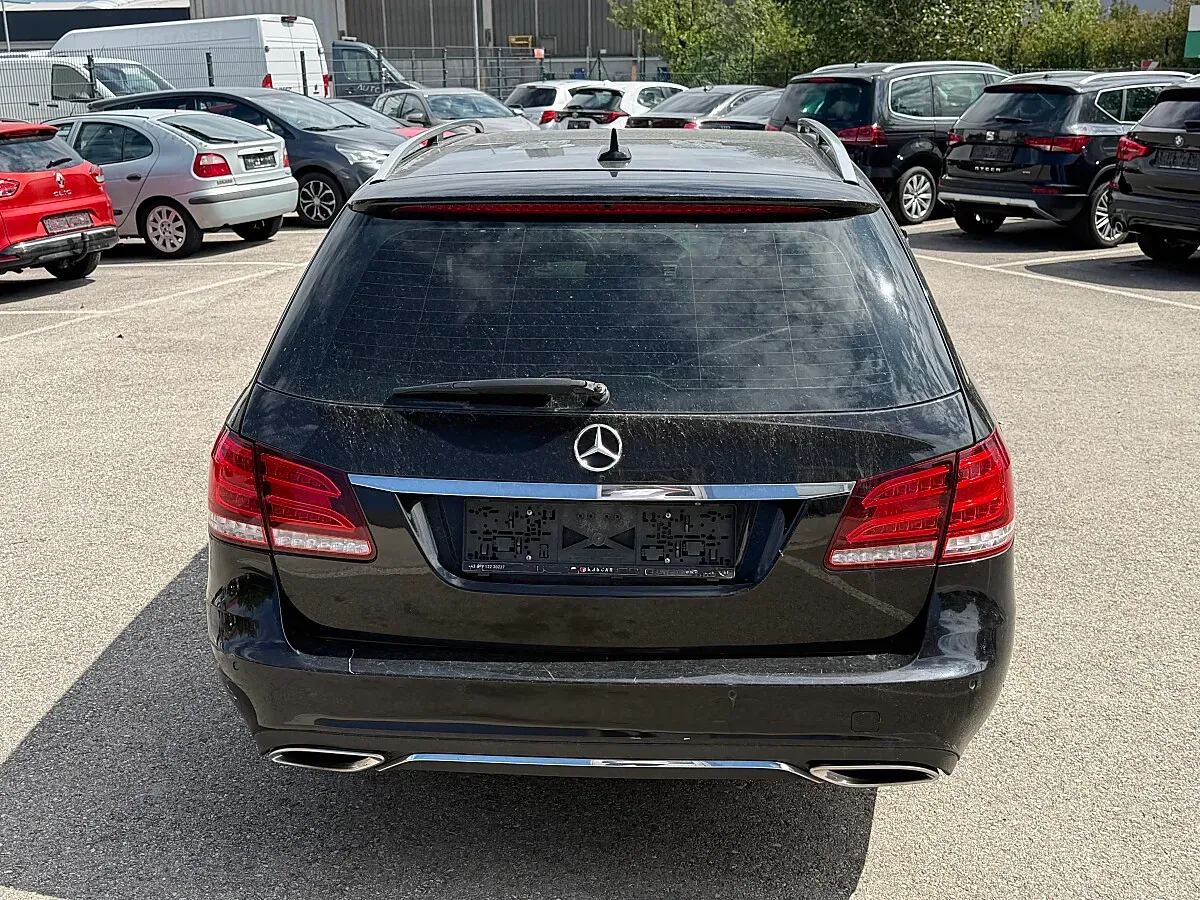 Mercedes-Benz E-Class 2013 photo 3
