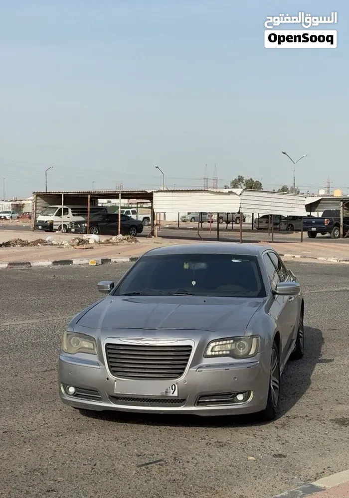 Chrysler 300 2013 photo 4