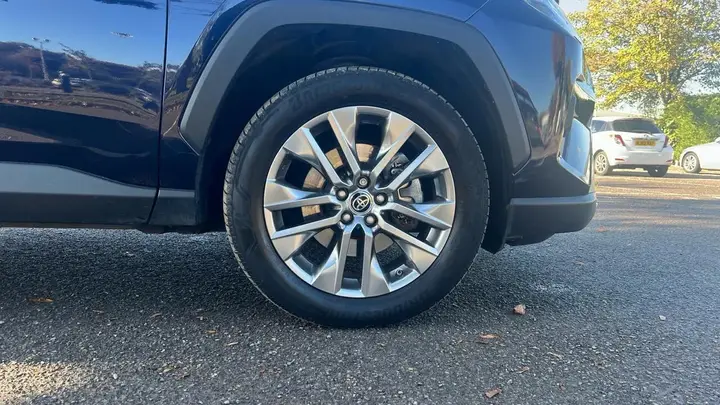 Toyota Rav4 2023 photo 4