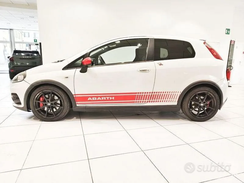 Abarth Grande Punto 2009 photo 2