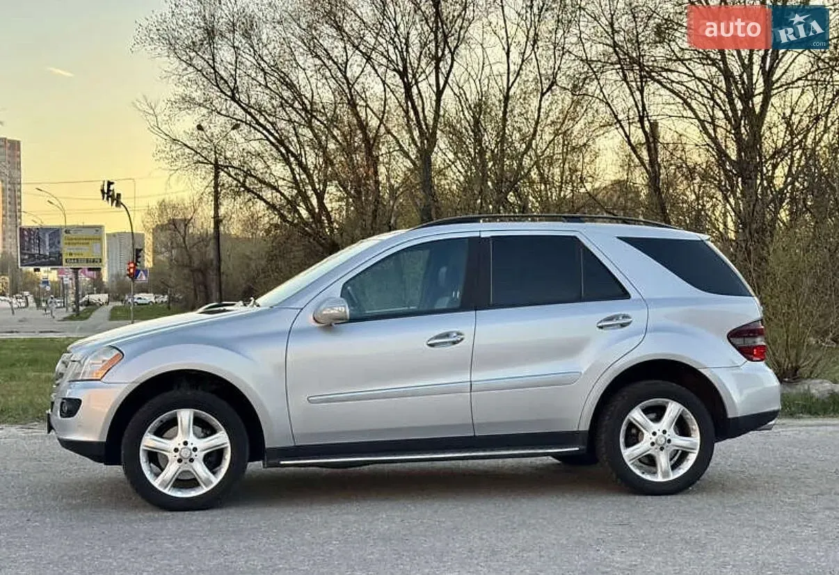 Mercedes-Benz M-Class 2008 photo 3