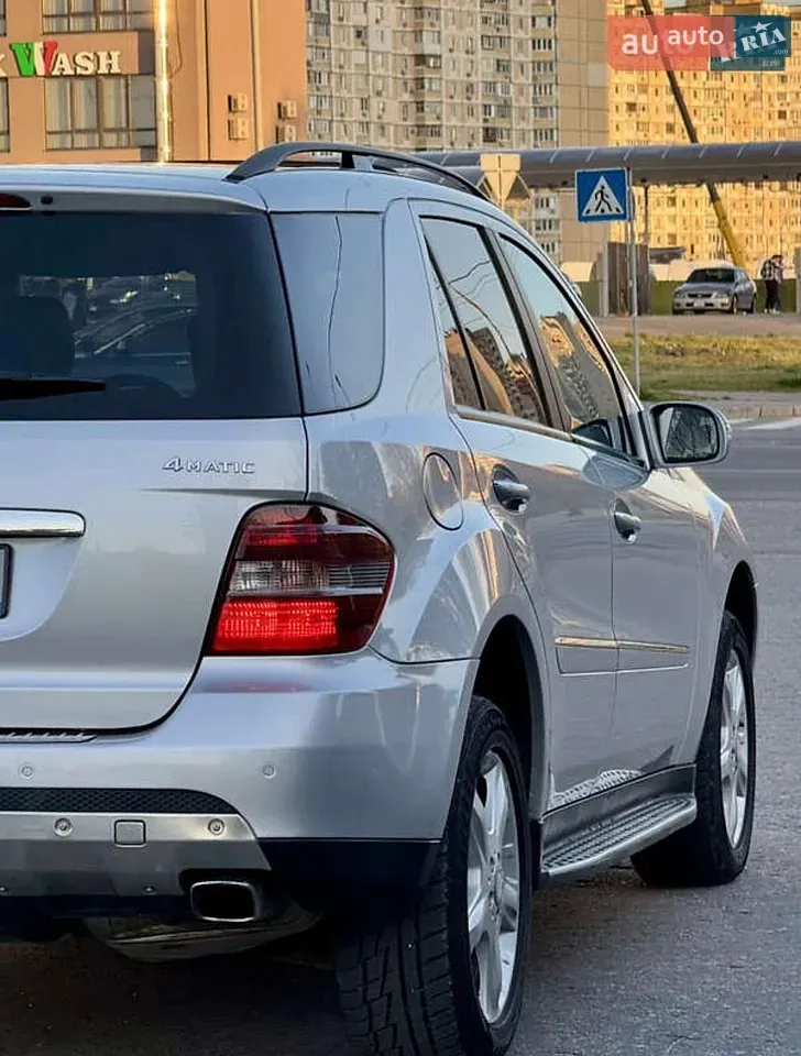 Mercedes-Benz M-Class 2008 photo 5