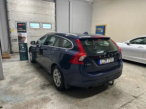 Volvo V60 2012 photo 5