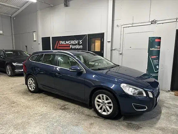 Volvo V60 2012 photo 2