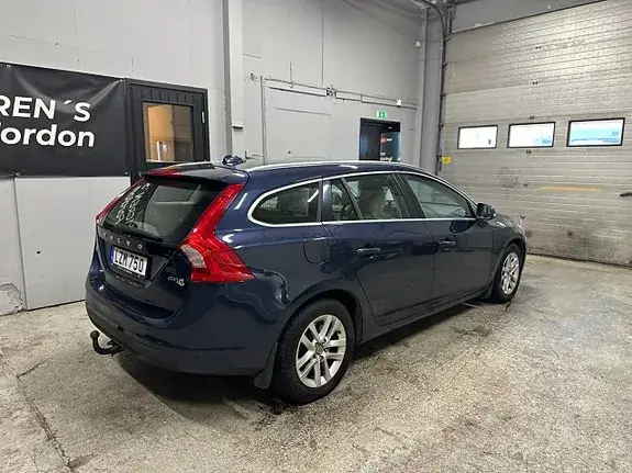 Volvo V60 2012 photo 3