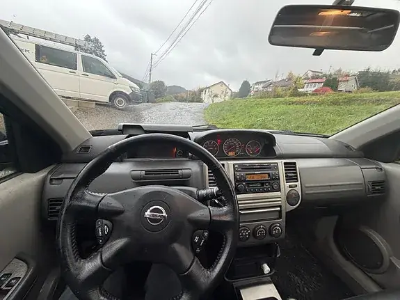 Nissan X-Trail 2005 photo 5