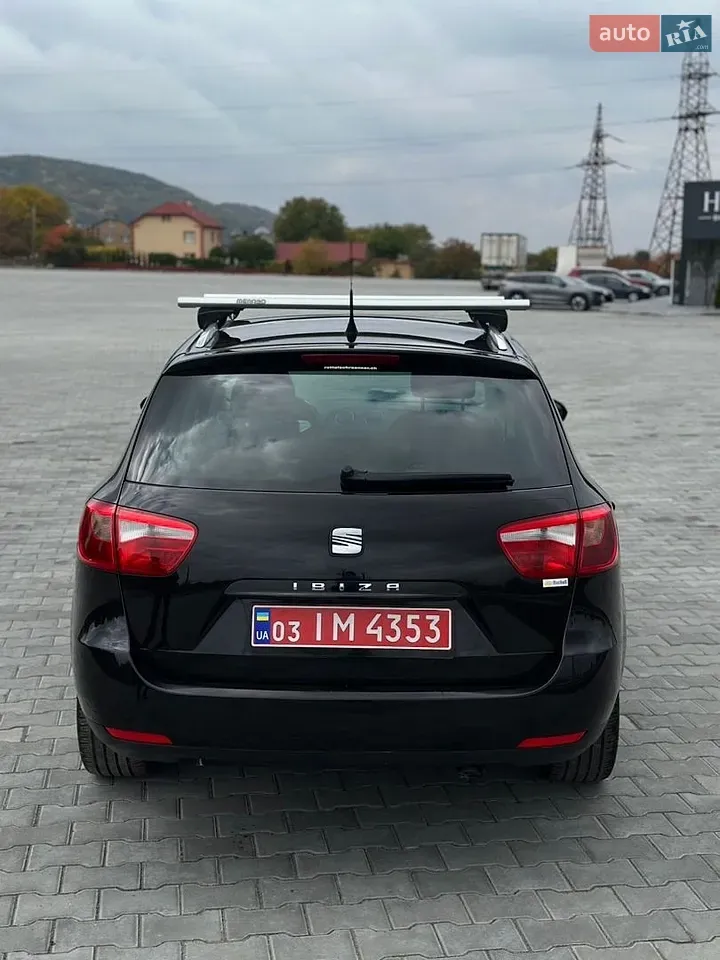 Seat Ibiza St 2011 photo 4