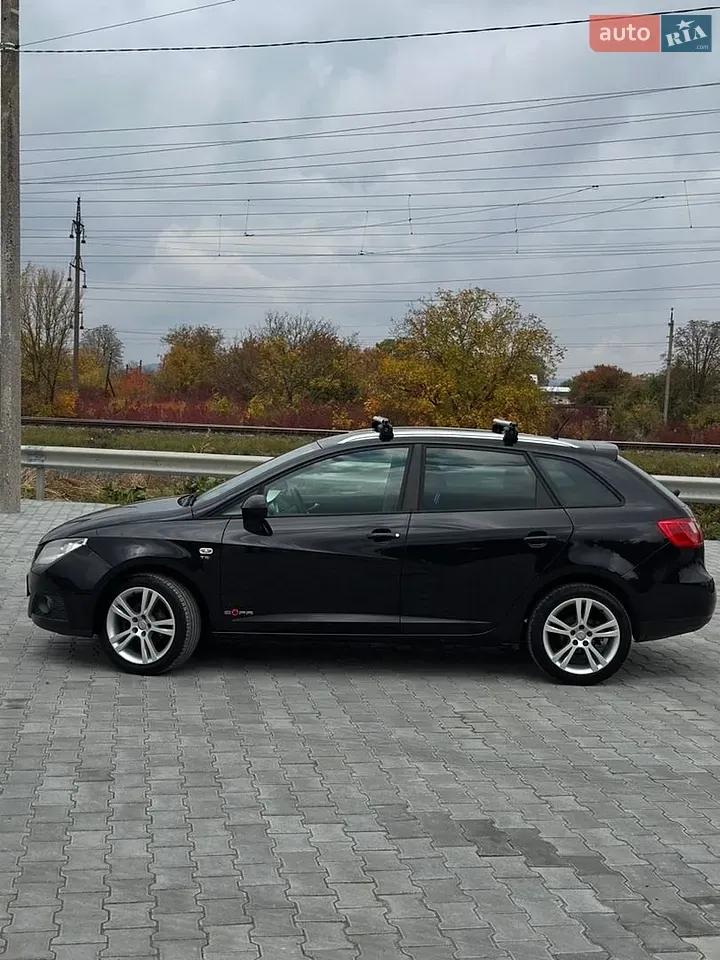 Seat Ibiza St 2011 photo 2