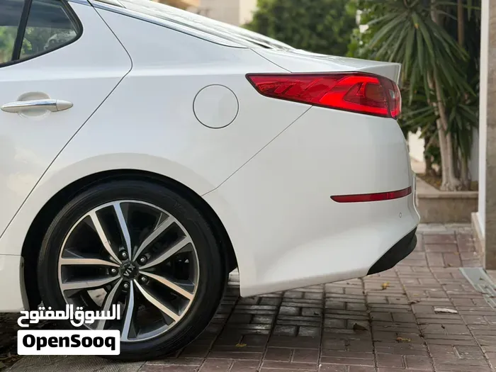 Kia K5 2014 photo 4