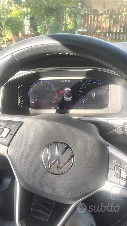 Volkswagen T-Roc 2022 photo 4
