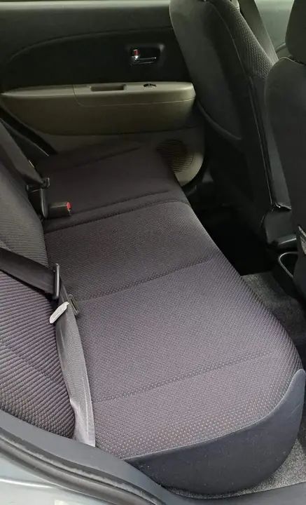 Daihatsu Sirion 2006 photo 3
