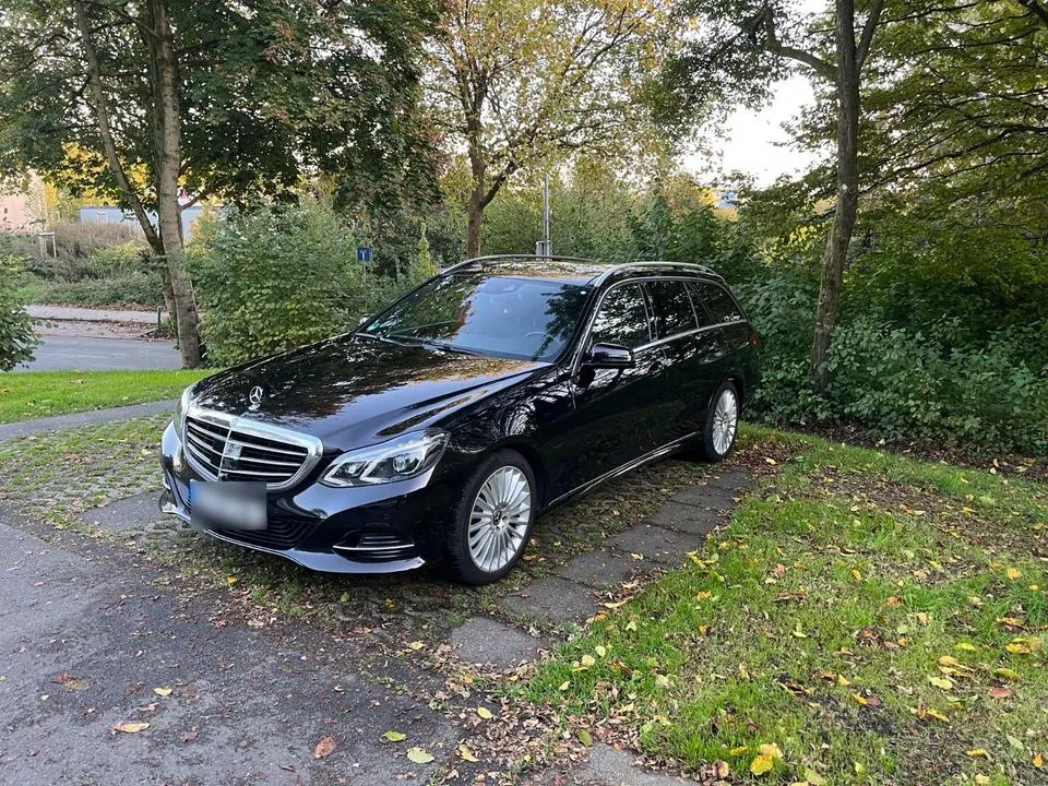Mercedes-Benz E 200