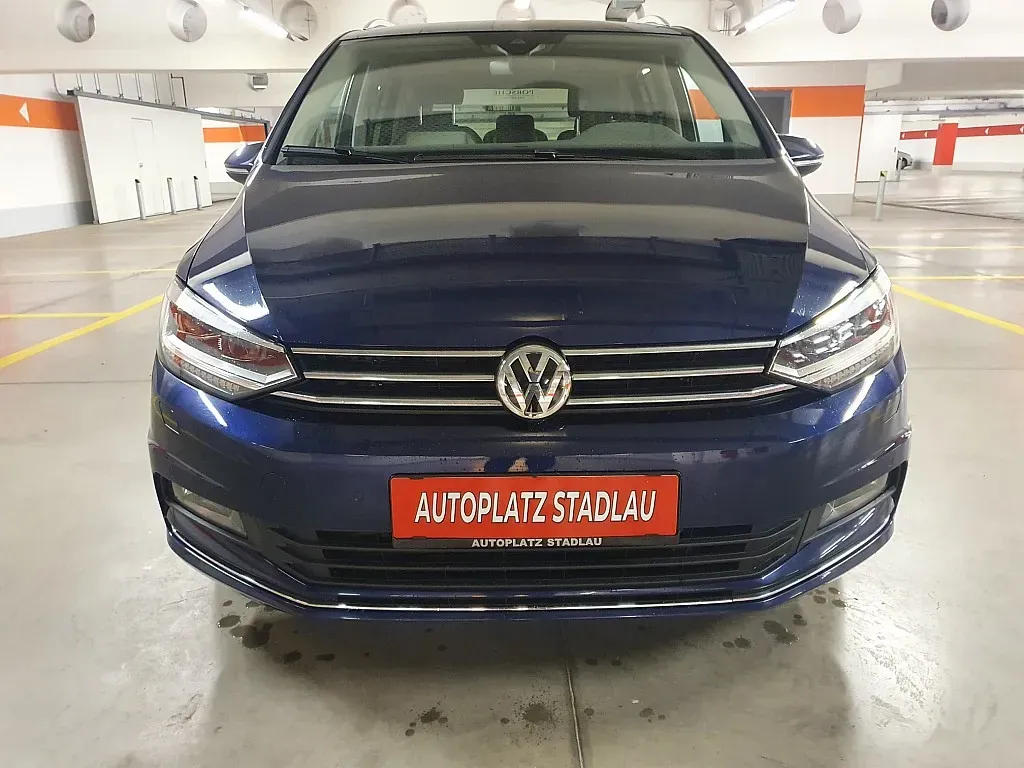 Volkswagen Touran 2017 photo 3